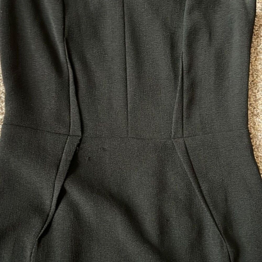 Black dress with silver zipper - Picture 2 of 4